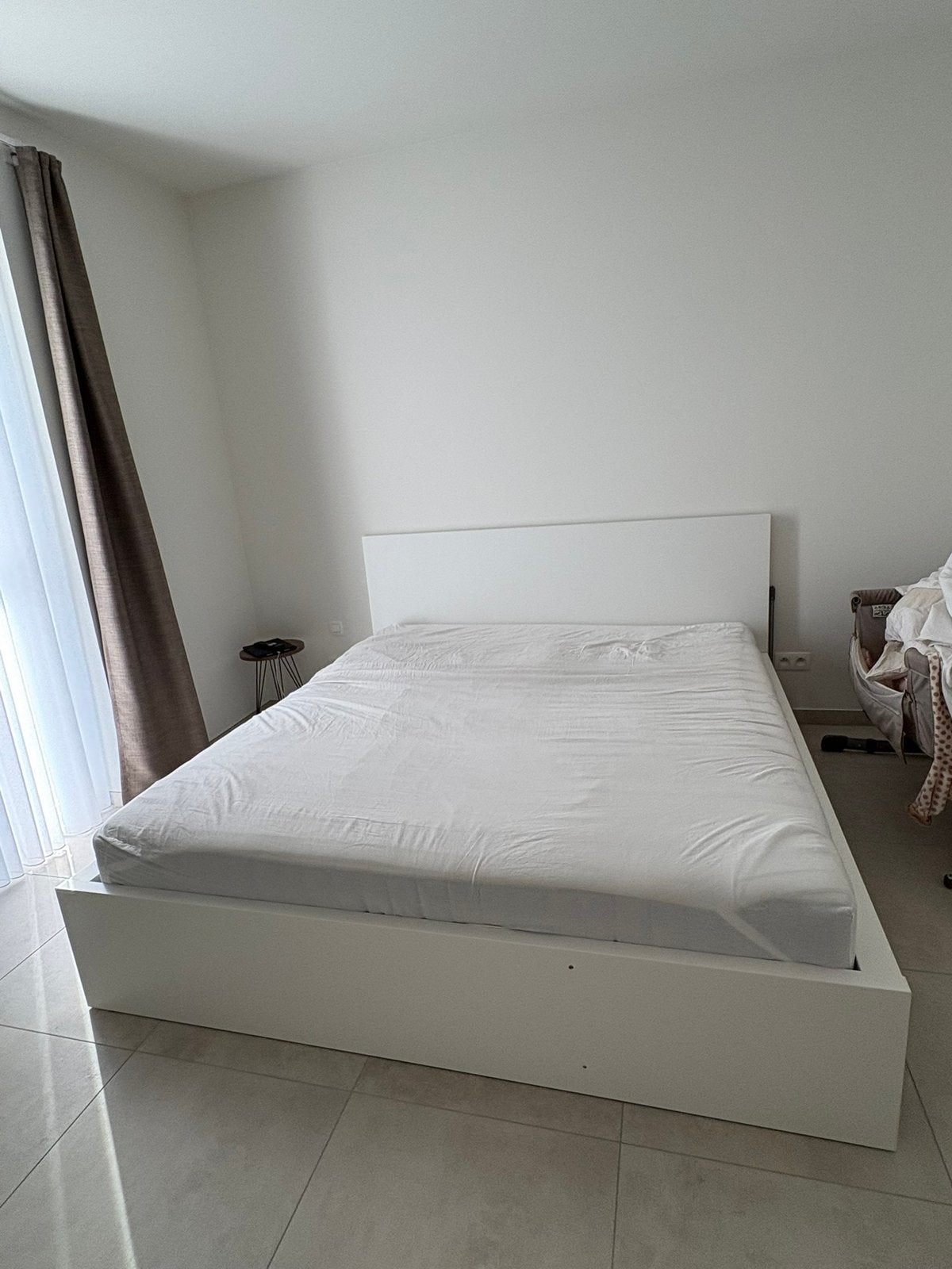 Lit IKEA (180x200), Maison & Meubles, Enlèvement, Utilisé