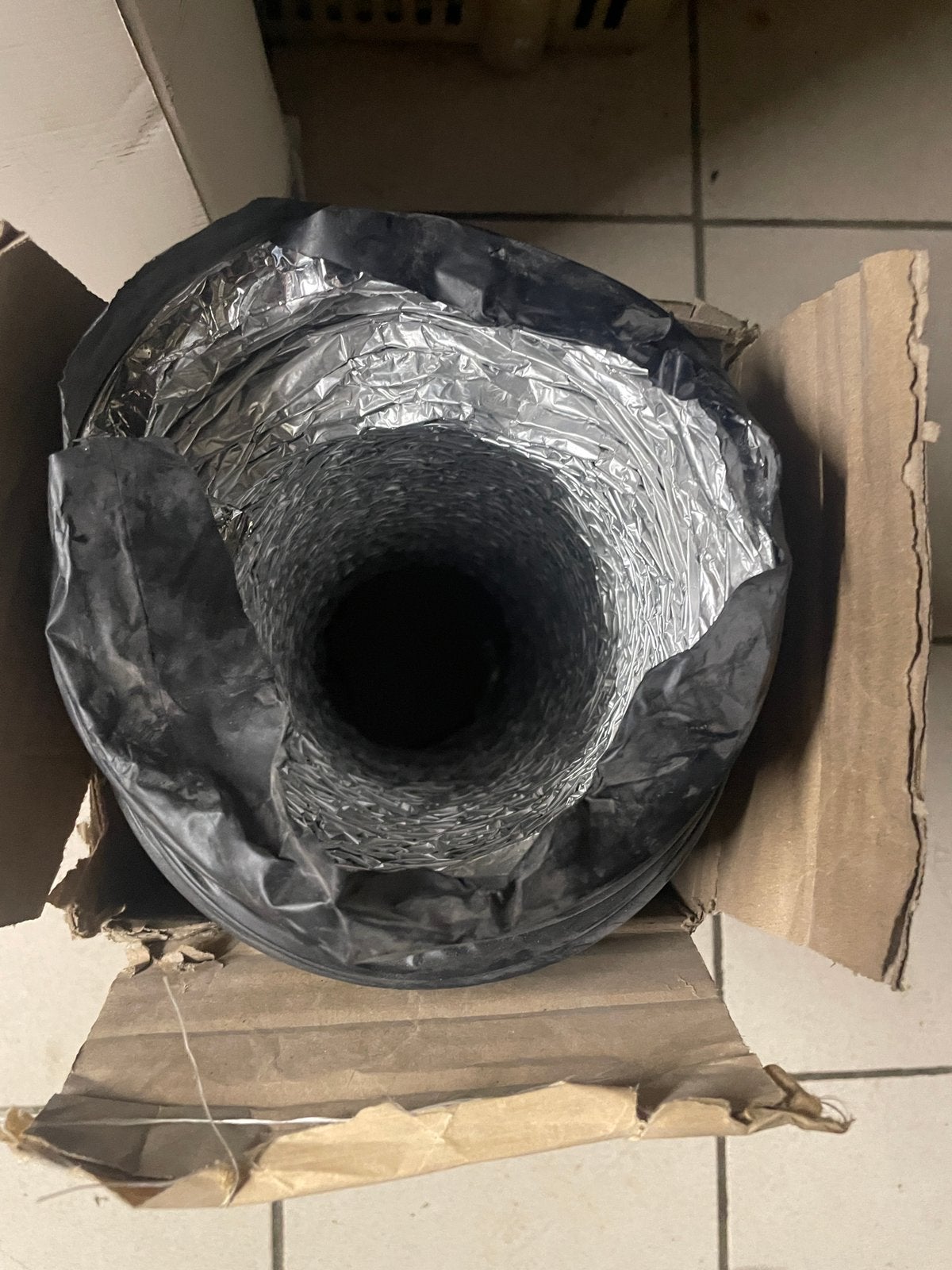 Ventilatiekanaal, Ophalen, Zo goed als nieuw