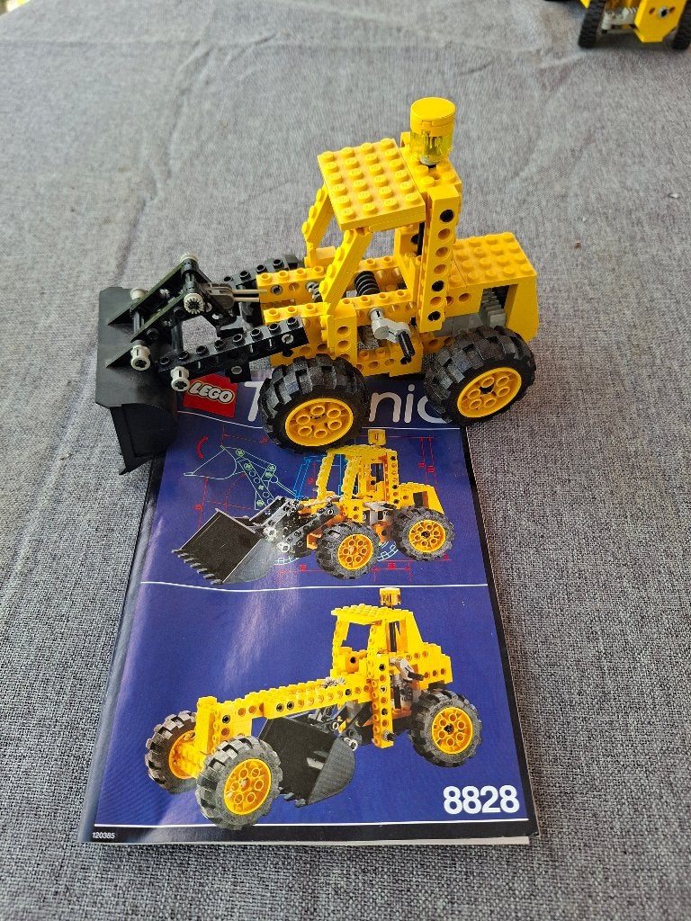 LEGO Technic 8828 Chargeuse 1992 + notice, Enfants & Bébés, Jouets | Duplo & Lego, Enlèvement ou Envoi, Lego, Ensemble complet