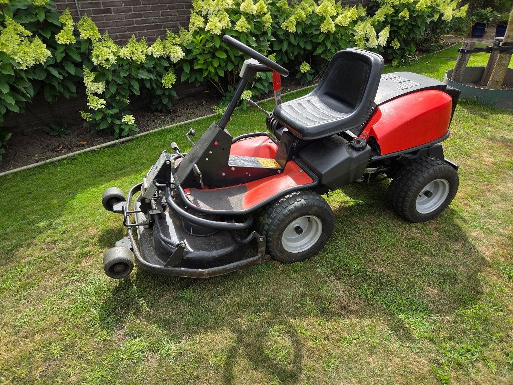 Jonsored zitmaaier , Front maaidek   Husqvarna, Tuin en Terras, Zitmaaiers, Ophalen, Gebruikt