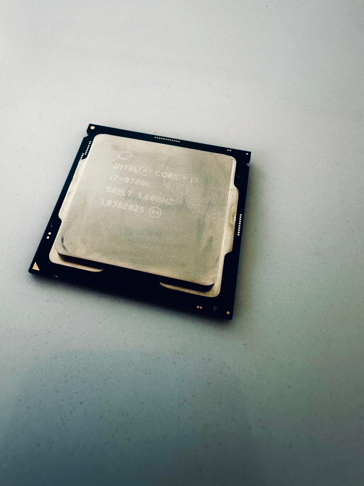 Intel Core i7-9700K - LGA1151 - 8 cores tot 4,9 GHz, Ophalen of Verzenden, Gebruikt, 8-core, 4 Ghz of meer