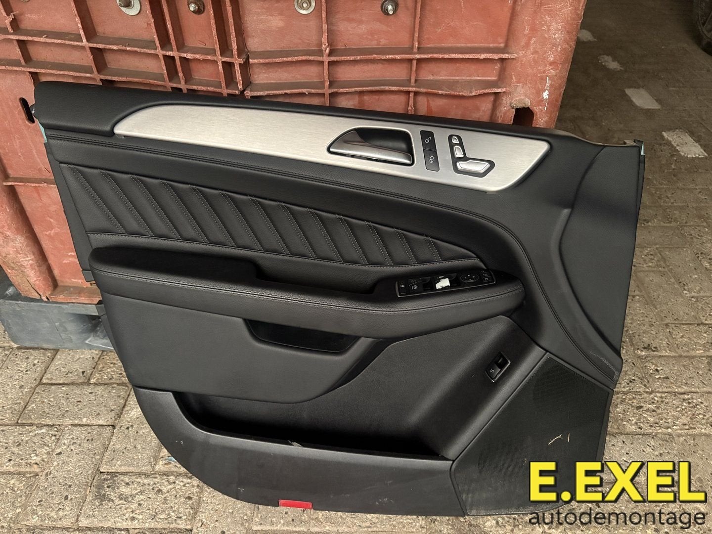 Leder Deurpaneel Links voor Mercedes GLE 43 Coupe 2015-19, Origine de la pièce connue, Utilisé, -, -