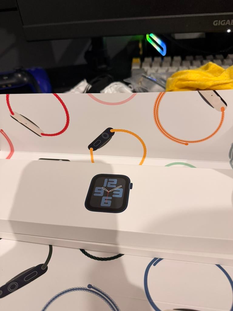Apple Watch SE tweede generatie 40mm midnight,aluminium case, Enlèvement, Comme neuf