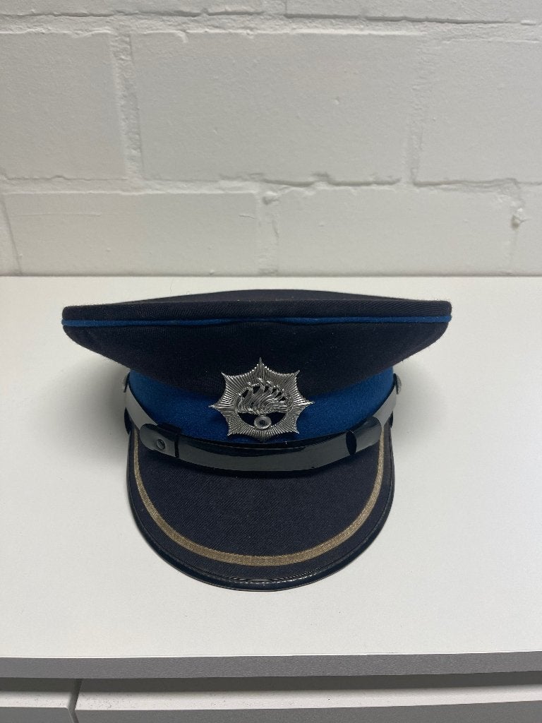 Rijkspolitie nederlandse kepi politie nederland, Enlèvement