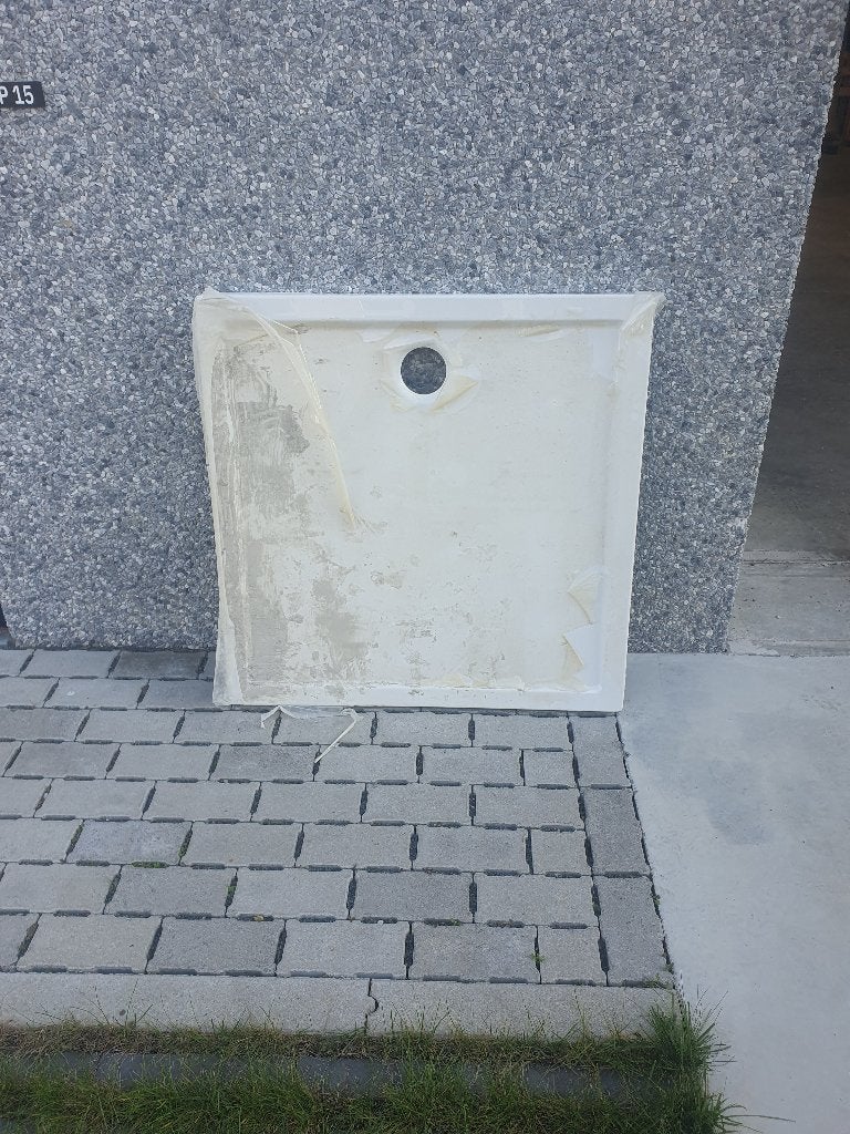 Douchebak, Ophalen, Nieuw