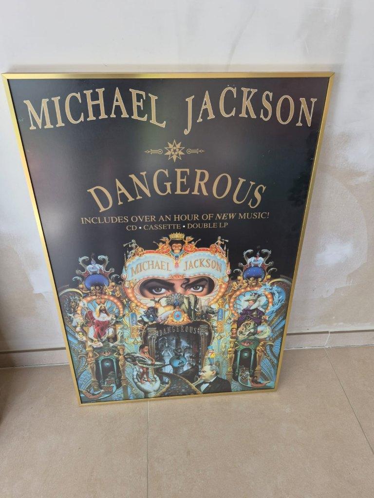 Affiche promotionnelle encadrée Michael Jackson Dangerous, Enlèvement