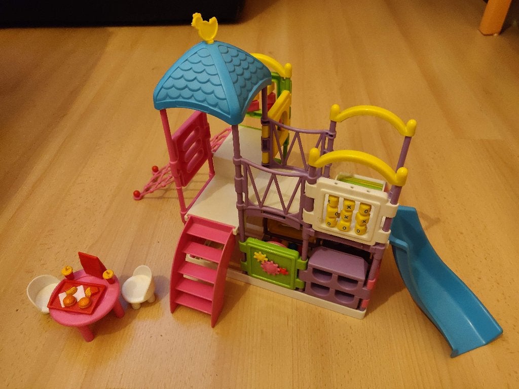Barbie speeltuin, Kinderen en Baby's, Speelgoed | Poppen, Ophalen, Gebruikt, Barbie