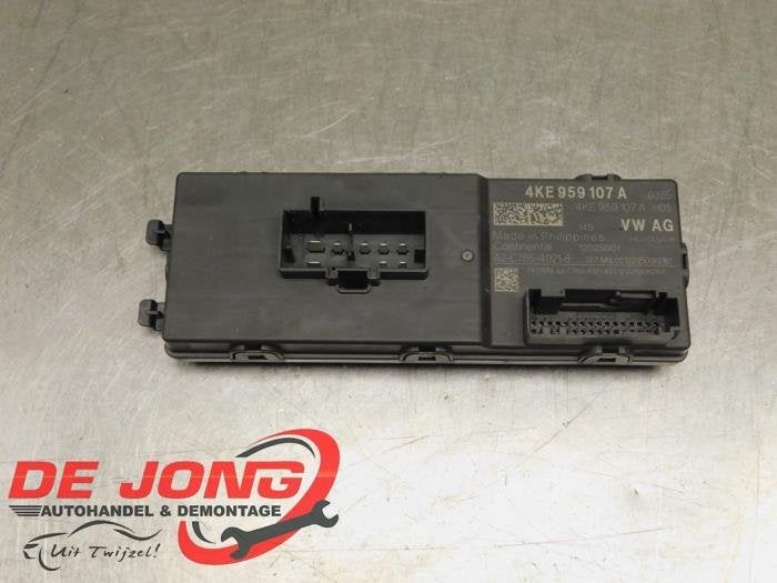 Module passage hayon d'un Audi Q4, -, 3 mois de garantie, Audi, Utilisé