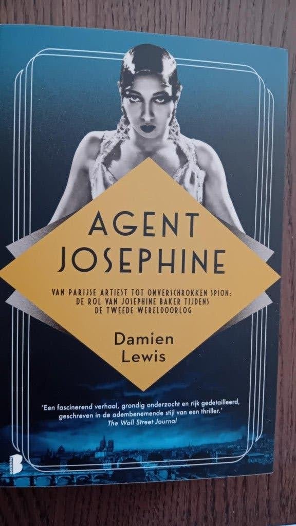 Agent Josephine van Damien Lewis, Ophalen of Verzenden, Gelezen, Damien Lewis
