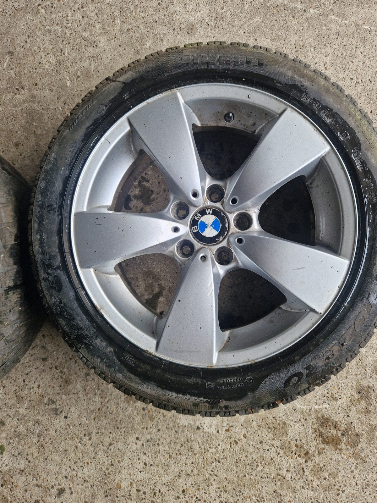 Bmw 5 serie  5x120 17 inc banden nee goed, Auto-onderdelen, Banden en Velgen, Ophalen, Band(en)