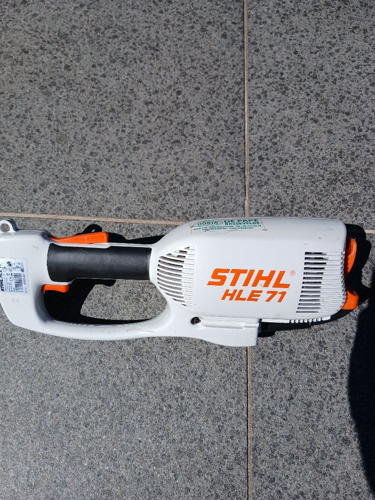 STIHL HLE 71 heggenschaar, Tuin en Terras, Heggenscharen, Zo goed als nieuw, Elektrisch, Ophalen