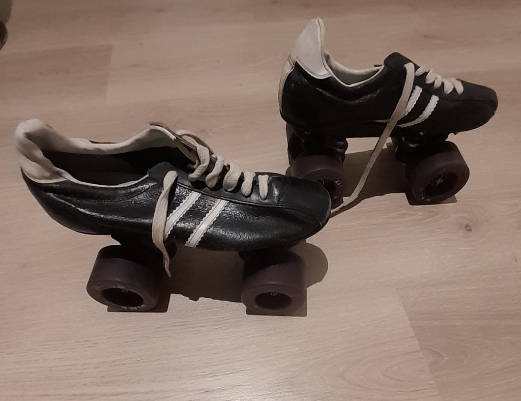 2 paar retro wedstrijdrolschaatsen, Verzamelen, Retro, Ophalen of Verzenden