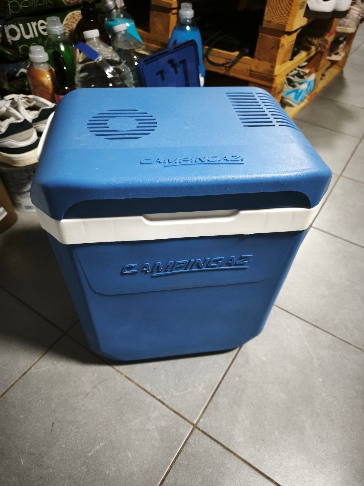 Glacière électrique 28L / Koelbox, Caravanes & Camping, Glacières, Électrique, Enlèvement