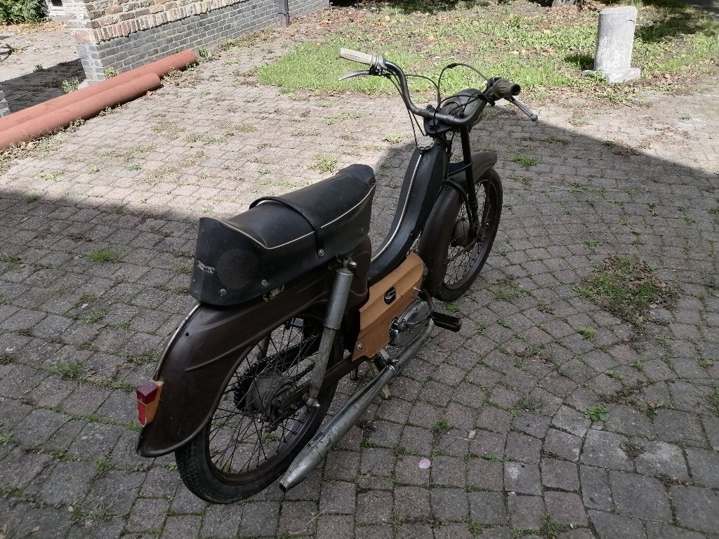 Flandria Diana, Klasse B (45 km/u), 50 cc, 3 versnellingen, Ophalen