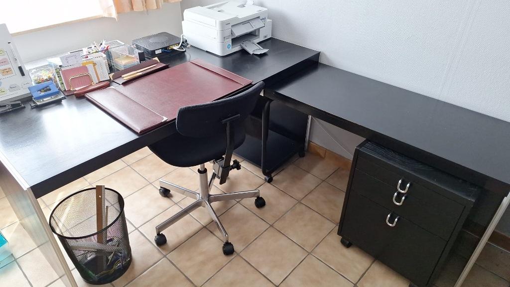 Bureau in L-vorm, Huis en Inrichting, Bureaus, Ophalen, Zwart, Gebruikt, Spaanplaat of MDF