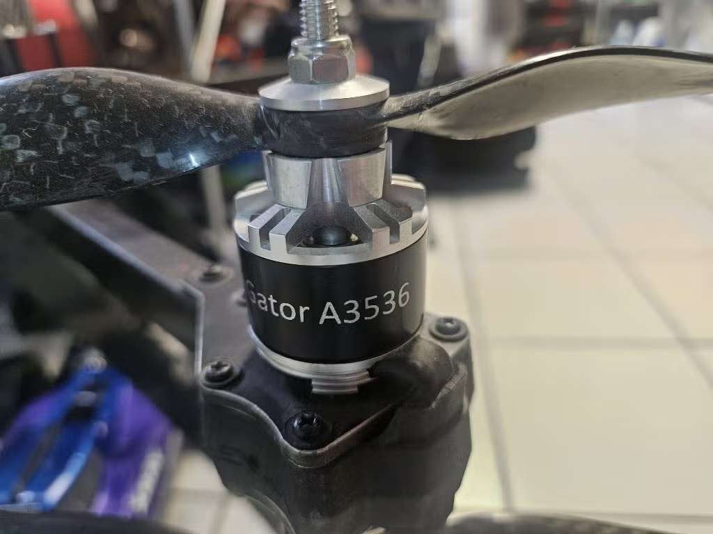 Moteur altigator A3536 350W + Hélice 8 Pièces dispo., Enlèvement ou Envoi, Comme neuf, Autres types, Autres marques