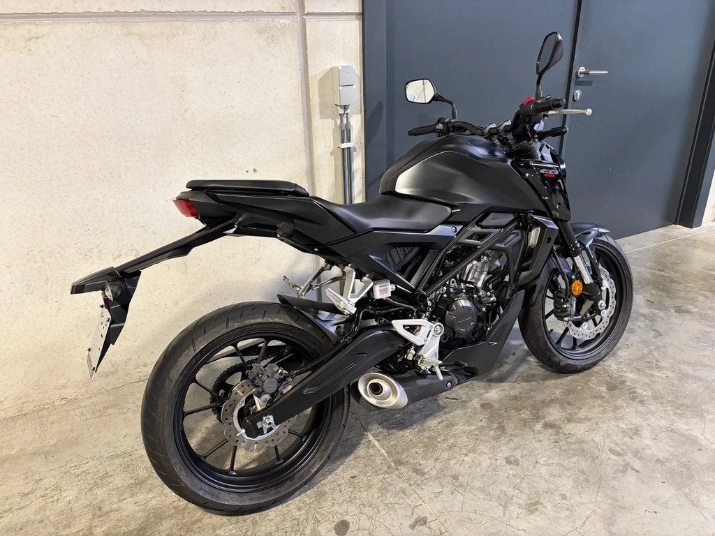 Honda CB125R top 125cc naked bike (bj 2024), Bedrijf, 125 cc, Overig, 11 kW of minder