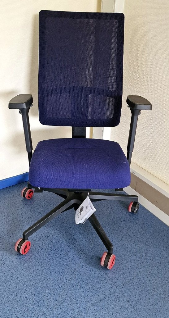 Chaise de bureau Robberechts mesh bleu - 18 dispo, Maison & Meubles, Enlèvement, Utilisé, Bleu, Chaise de bureau