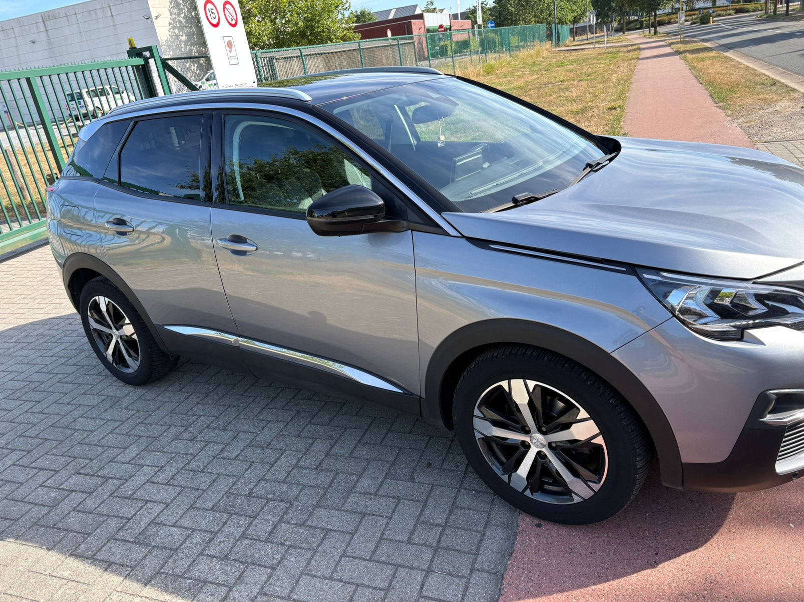 Peugeot 3008, Autos, Peugeot, 1229 kg, Argent ou Gris, Achat, Euro 6
