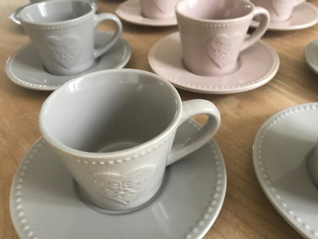 12 kopjes en schoteltjes, Ophalen, Zo goed als nieuw