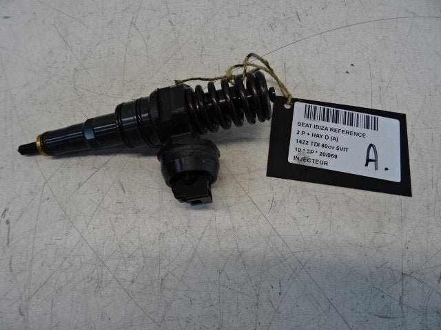 INJECTEUR Seat Ibiza IV (6J5) (038130073BP(CT)), Utilisé, Seat