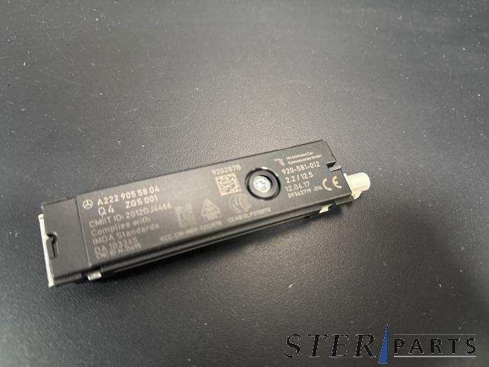 Antenne amplificateur d'un Mercedes GLE, Autos : Pièces & Accessoires, Électronique & Câbles, Mercedes-Benz, Utilisé, 3 mois de garantie