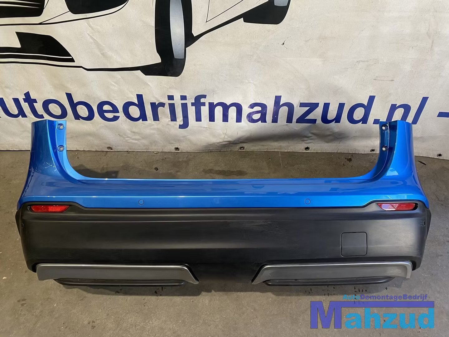 NISSAN QASHQAI 2 J11 Blauw achterbumper bumper 2013-2021, Nissan Motor Co., Ltd., Arrière, Pare-chocs, Takashima 1-chome 1-1
220-8686  Yokohama