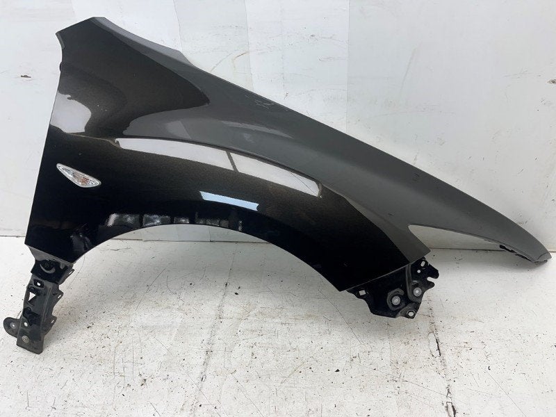 SPATBORD RECHTS VOOR Mazda 6 (GH12 / GHA2) (01-2007/07-2013), Hitdorfer Straße 73
51371  Leverkusen, DE, Gebruikt, Spatbord, Mazda