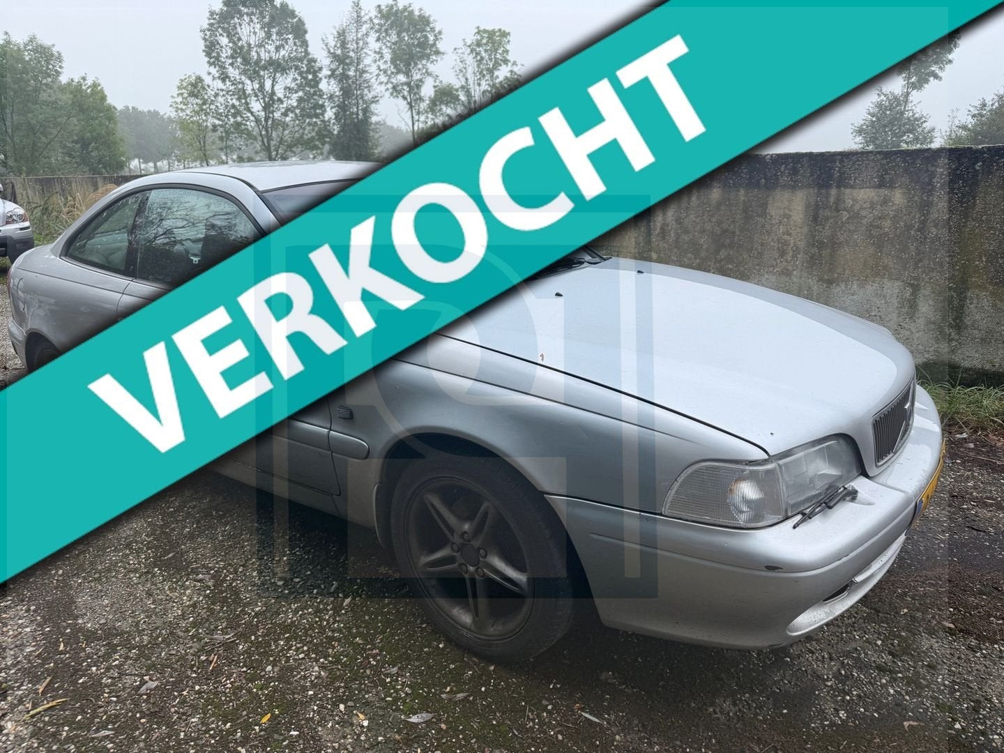 Volvo C70 Coupé 2.3 T-5 Luxury, Autos, Argent ou Gris, Entreprise, Intérieur cuir, LPG
