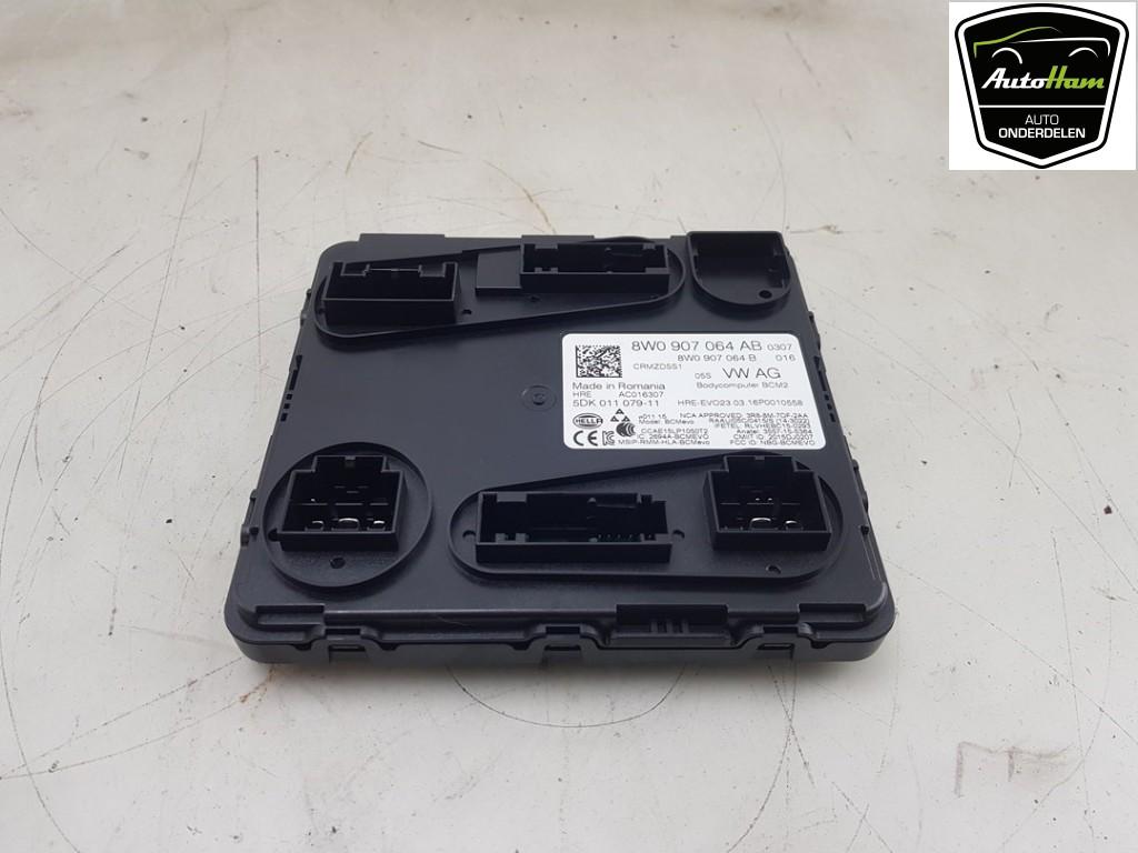 ORDINATEUR UNITE COMMANDE ELECTRONIQUE Audi A4 Avant (B9), Utilisé, Audi