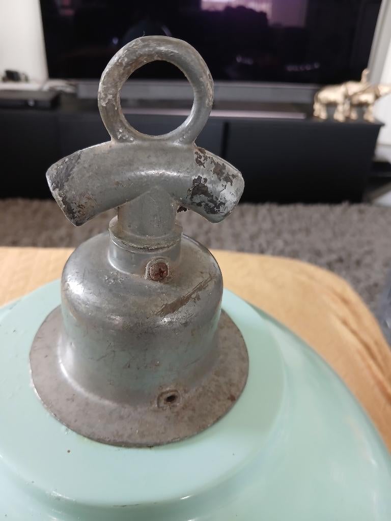 vintage marine slave clock +hanglamp, Ophalen of Verzenden, Gebruikt, Metaal, Vintage industrieel