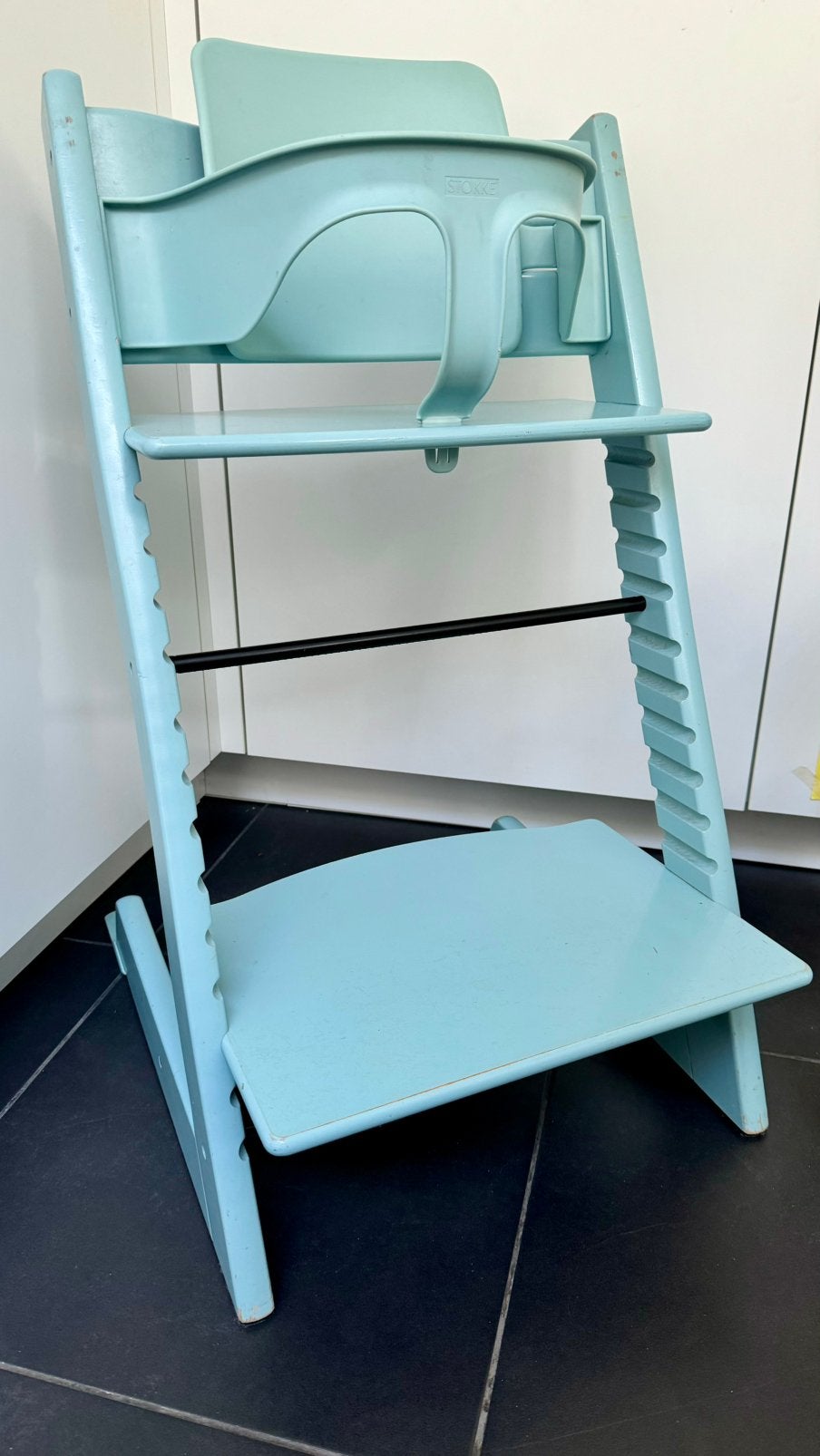 Lichtblauwe Stokke Triptrap met zitje en glijders, Ophalen, Zo goed als nieuw, Meegroeistoel