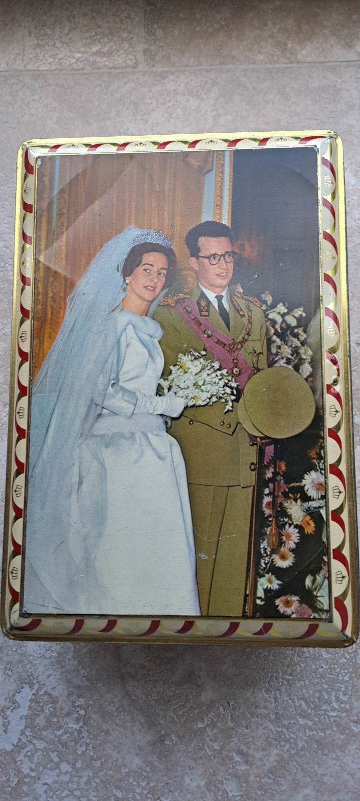 Oude blikken doos Huwelijk "Koning Boudewijn en Fabiola ", Verzamelen, Ophalen, Gebruikt