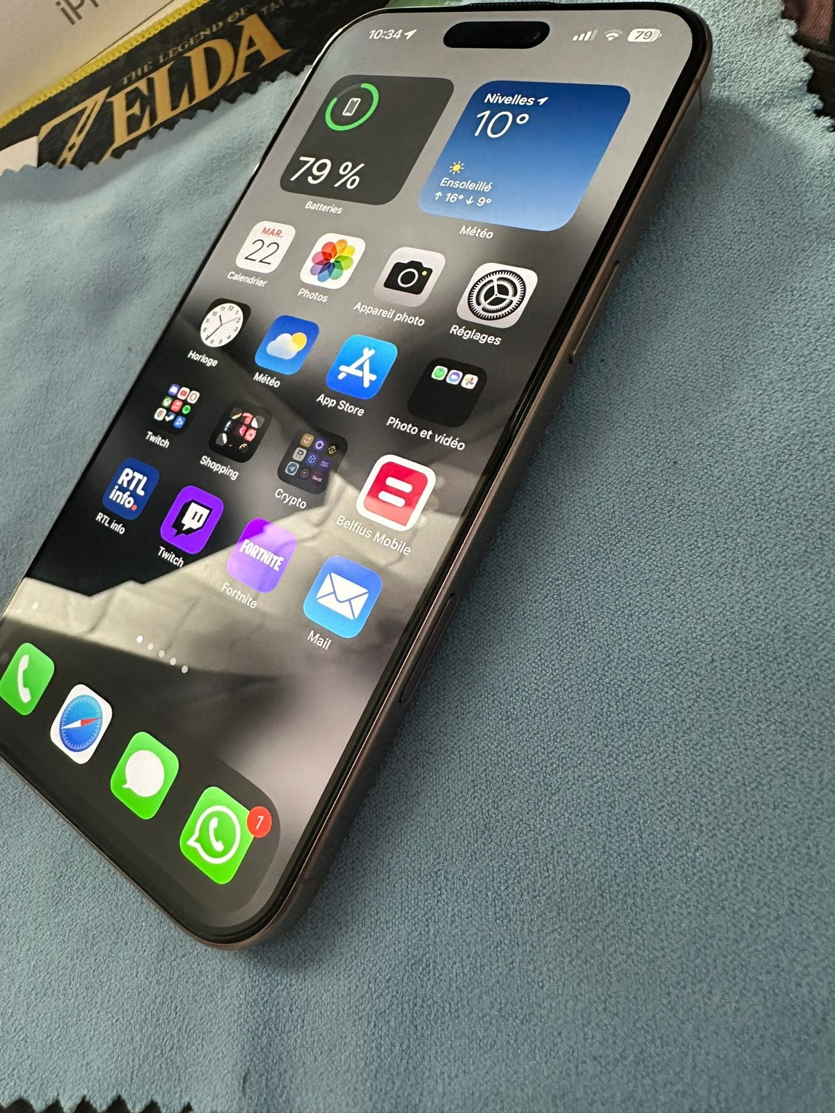 Vends iphone 16 pro max 256gb, Telecommunicatie, IPhone 16 Pro Max, Zo goed als nieuw, Zonder simlock, Zonder abonnement