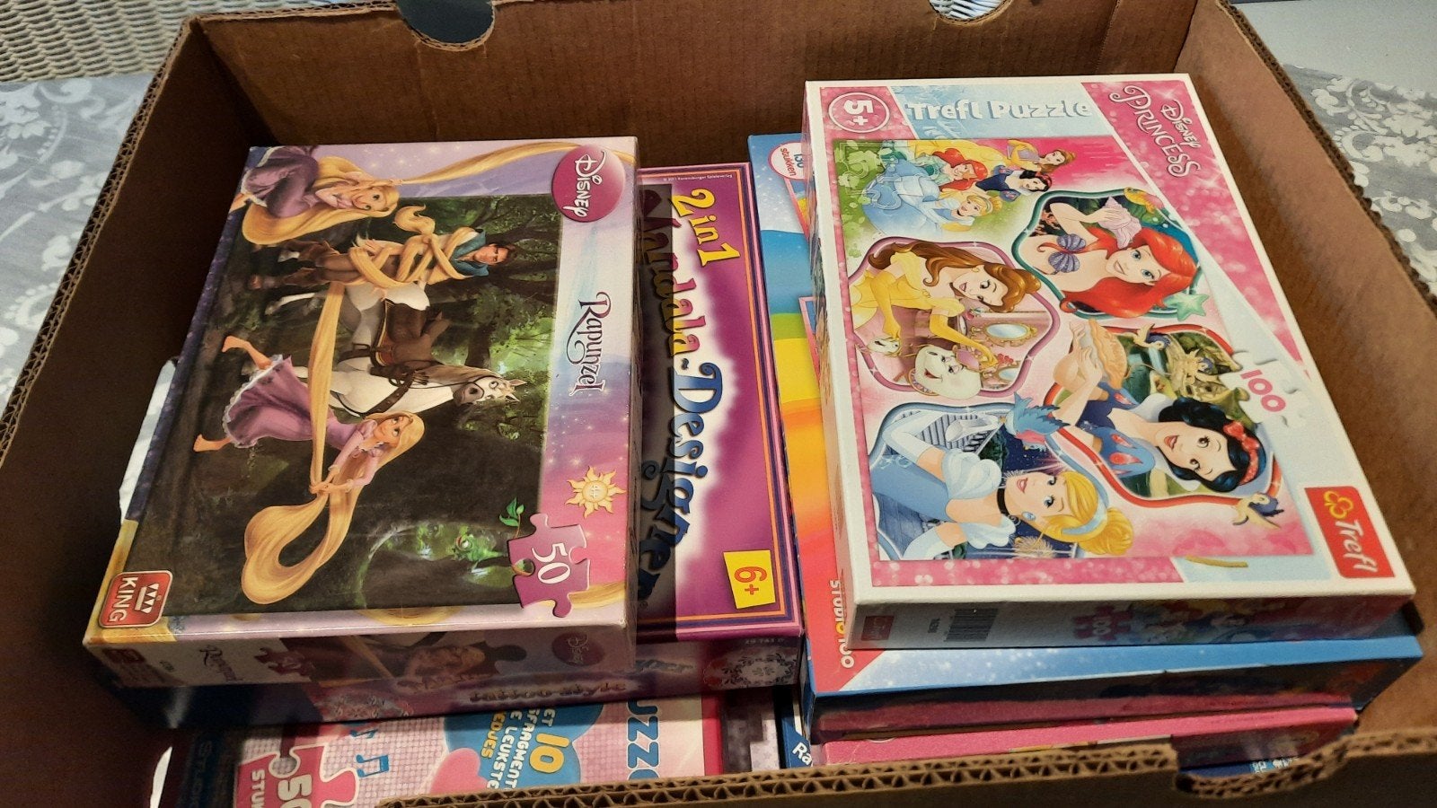 Puzzels en speelgoed  2dozen  vol, Enlèvement ou Envoi