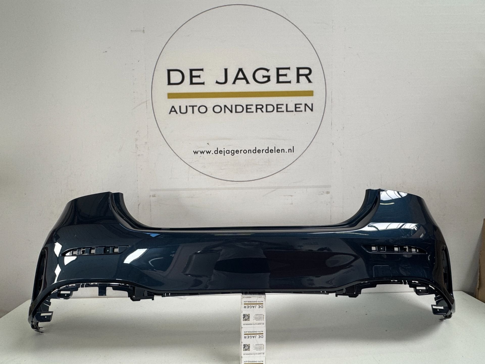 Pare-chocs arri re AMG pour berline Classe A W177 V177 AMG A, Pare-chocs, Mercedes-Benz, Utilisé, Mercedesstrasse 120
70372  Stuttgart, DE