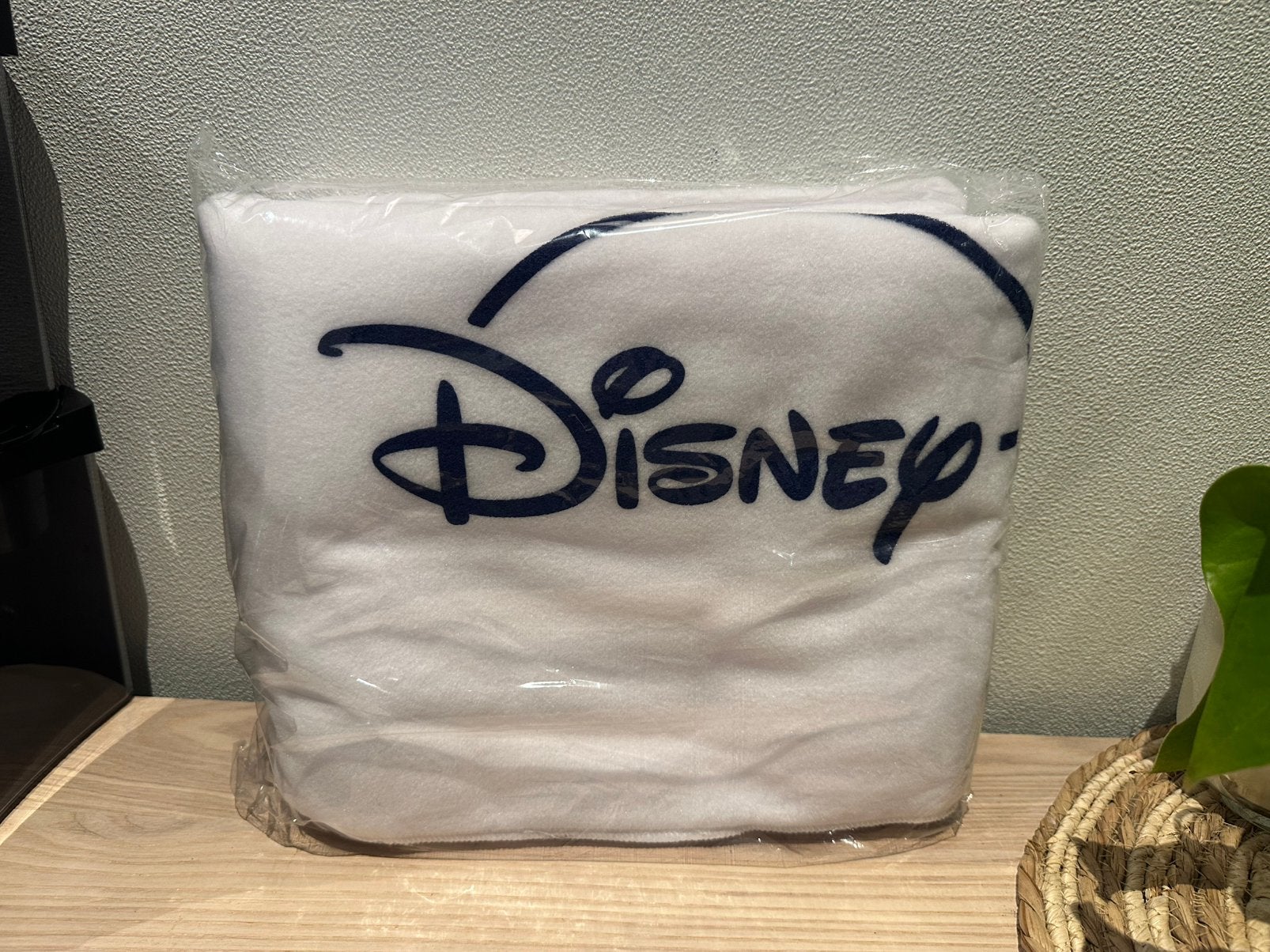 Disney+ dekentje, Kinderen en Baby's, Lakentje, Nieuw, Wit, Overige merken