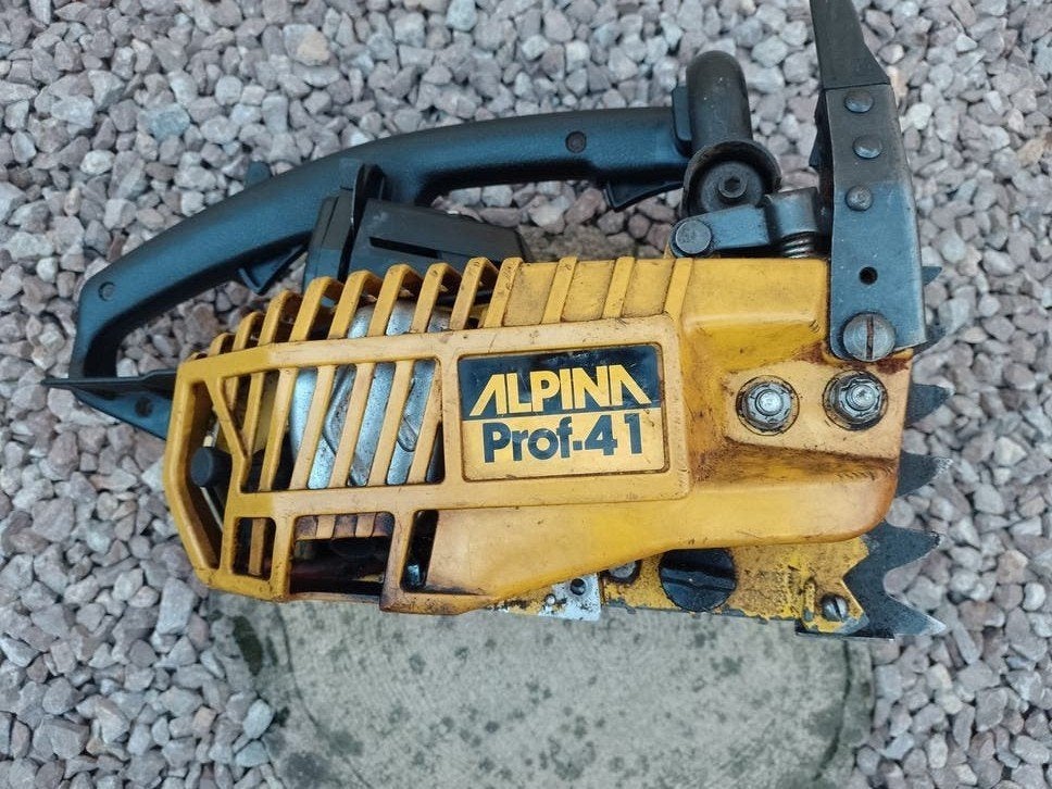 kettingzaag Alpina pro 41 loop of voor onderdelen, Ophalen, Gebruikt, Alpina/Stiga