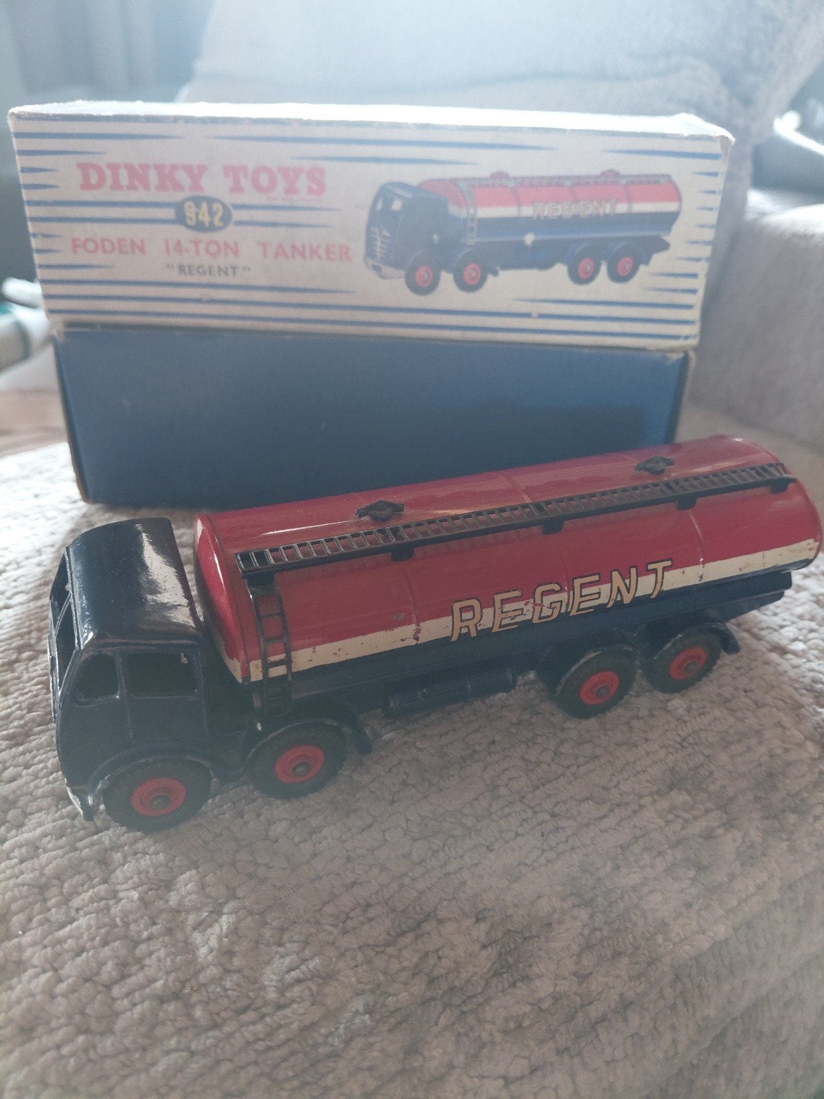 Dinky Toys 942 Foden Regent tank, Ophalen of Verzenden, Dinky Toys