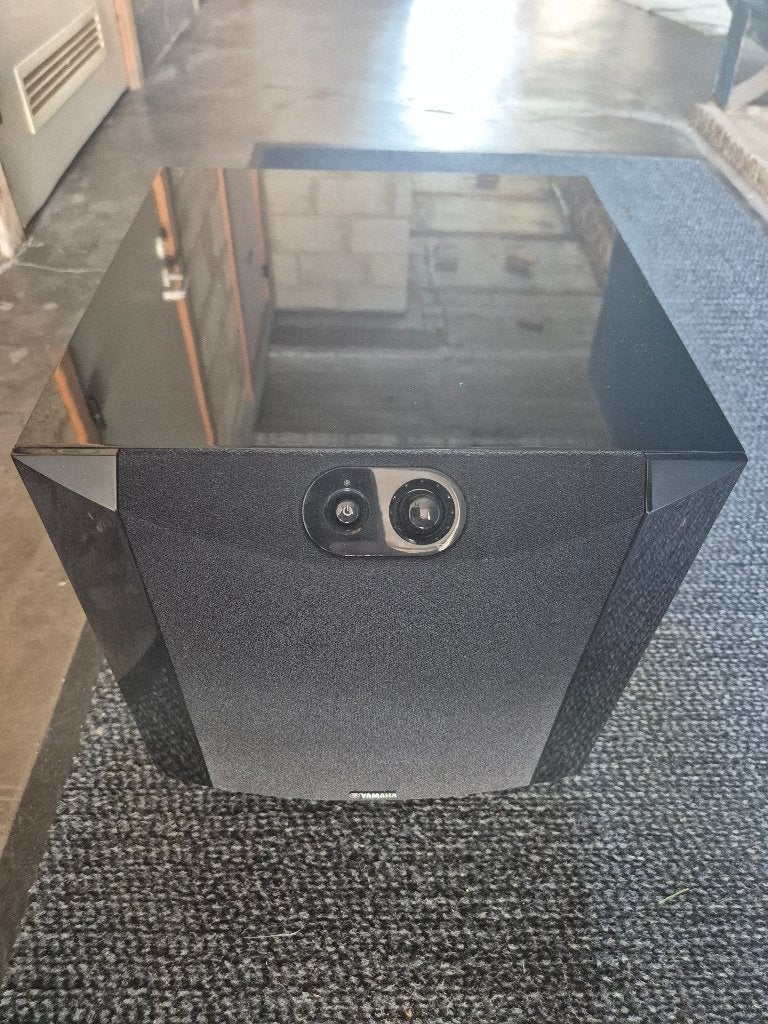Yamaha NS-SW200 Piano Black état Neuf Facture + Garantie, TV, Hi-fi & Vidéo, Enceintes, Autres marques, Subwoofer, Comme neuf