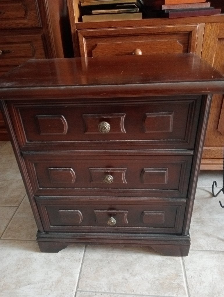 Commode vintage en bois 3 tiroirs, Maison & Meubles, 3 ou 4 tiroirs, 25 à 50 cm, Moins de 100 cm, Vintage