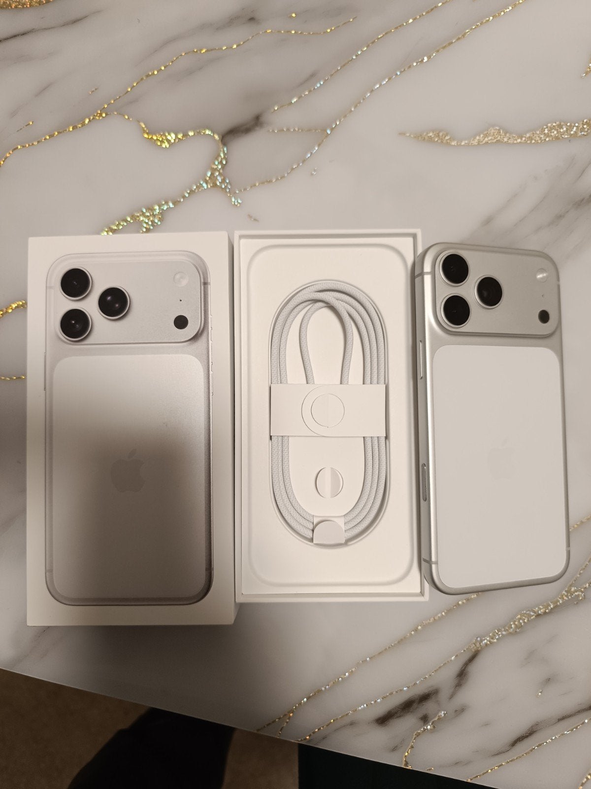 IPHONE 17 PRO MAX S'ÉLEVER NOUVEAU, Télécoms