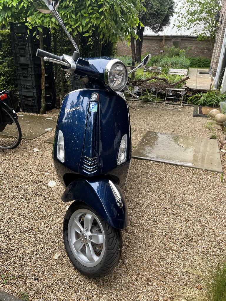 Vespa primavera 50cc, Fietsen en Brommers, Ophalen, Overige modellen, 50 cc, Klasse B (45 km/u)