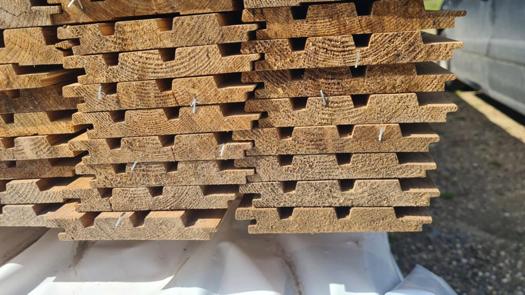 THERMOWOOD VUREN TRIPEL BLOKPROFIEL  22.99€ per m2, Ophalen, Vuren