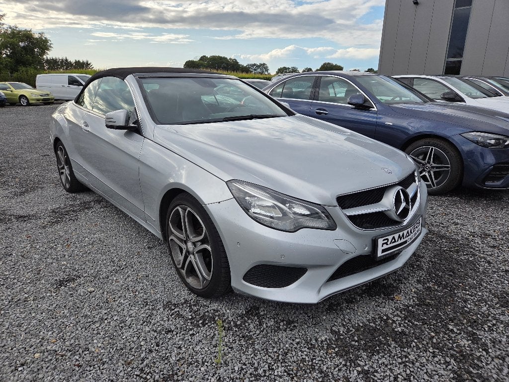 Mercedes E220d CABRIO, Autos, Cuir, Achat, Cabriolet, Entretenue par le concessionnaire