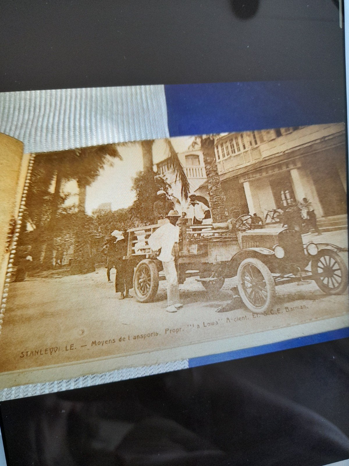 Stanleyville - Congo belge-Carte postale Moyens de transport, Enlèvement ou Envoi, 1920 à 1940, Non affranchie, Véhicule