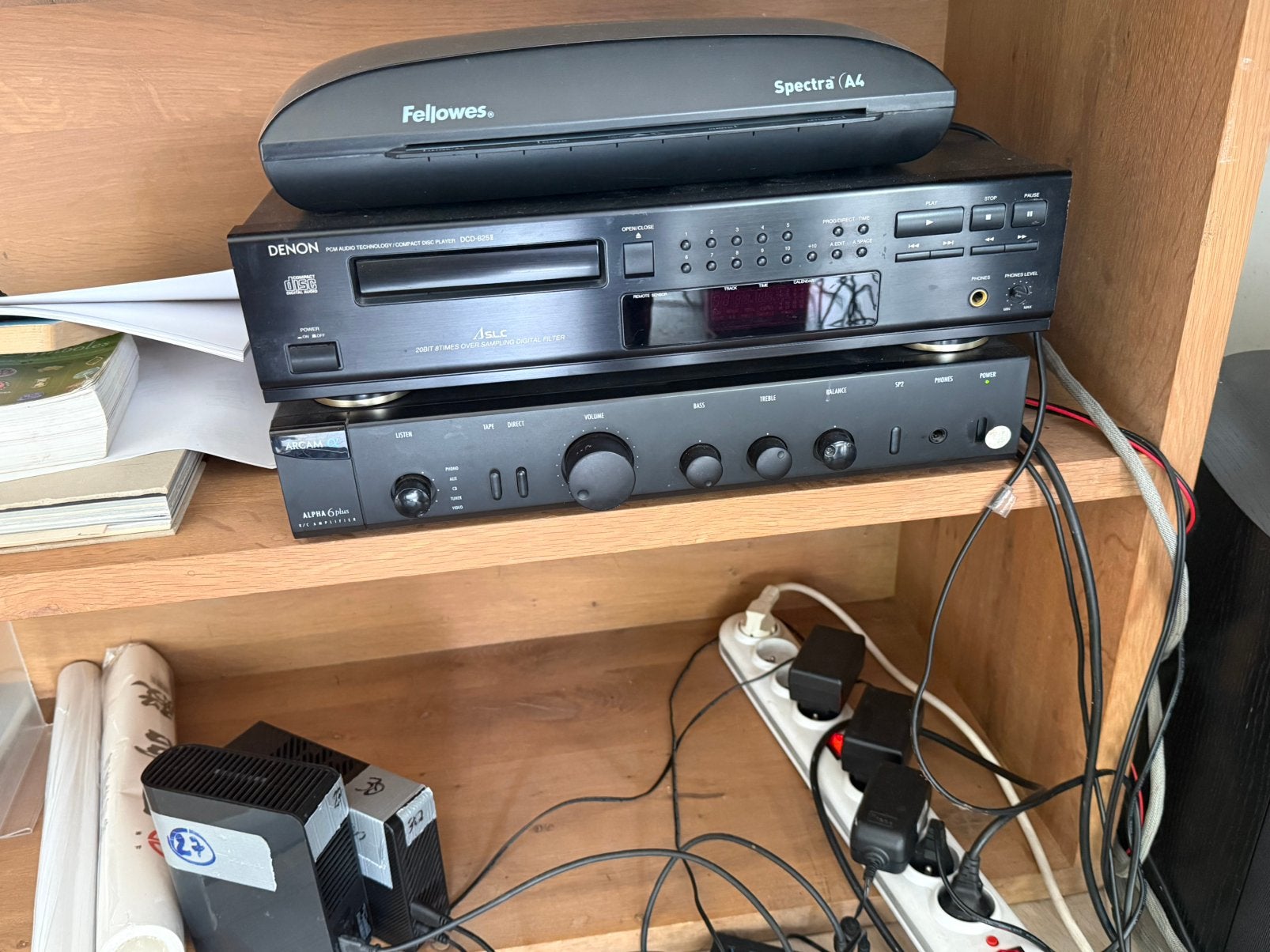 Hifi met hoge betrouwbaarheid, Ophalen, Zo goed als nieuw, Speakers
