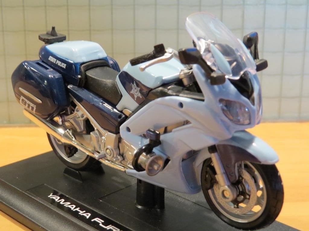 Yamaha FJR1300 State police 1:18 politie, Ophalen of Verzenden, Nieuw, Motor, Maisto