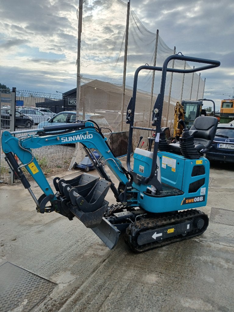 Minipelle Sunward, Articles professionnels, Machines & Construction | Grues & Excavatrices, Enlèvement, Excavatrice