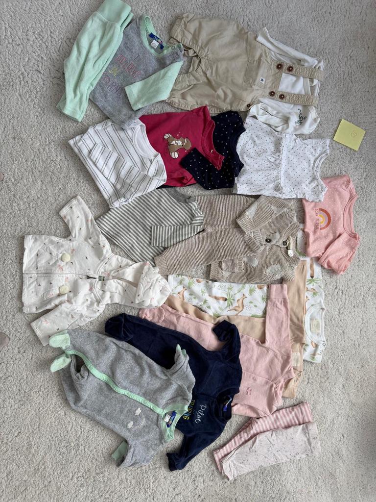 Vêtements bebe taille 50, Enlèvement, Comme neuf, Fille, Ensemble